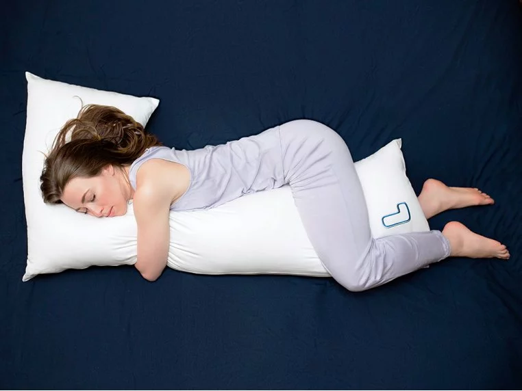 THE COZY SNUGGL L-SHAPE BODY PILLOW FOR SIDE SLEEPER – Hypnos Sleep ...